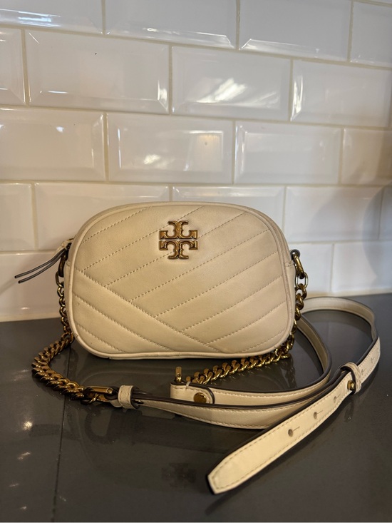 Tory Burch Handbags - Tory Burch Kira Quilted Crossbody Bag